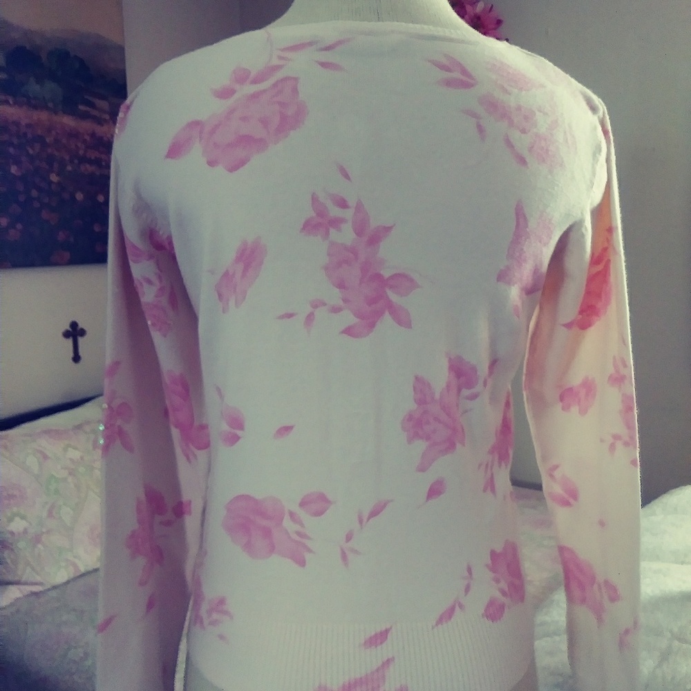 Cardigan - Picture 3 of 4